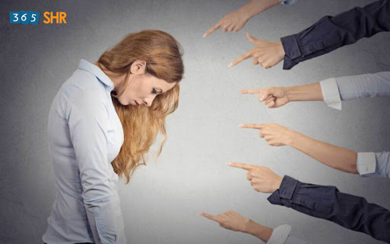 Sợ đối mặt với thất bại và phê bình